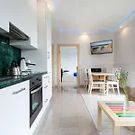 דירה Wind Rose Luxury - Prywatne 4*